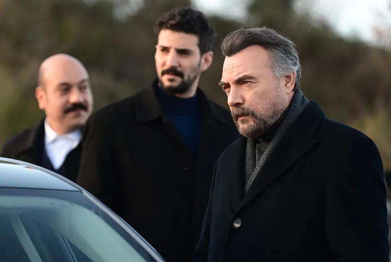 ben-bu-cihana-sigmazam-56-bolume-dair-detaylar-ortaya-cikti-aile-karisiyor-1707123225054.jpg Ben Bu Cihana Sığmazam 56. bölüme dair detaylar ortaya çıktı: Aile karışıyor!-6