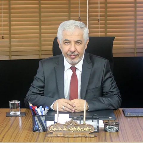 izmir-bakircay-universitesi-rektoru-mustafa-berktas-kimdir-prof-dr-mustafa-berktas-nereli-kac-yasinda-1633404279098.jpg Prof. Dr. Mustafa Berktaş nereli, kaç yaşında? İzmir Bakırçay Üniversitesi Rektörü Mustafa Berktaş kimdir?-2