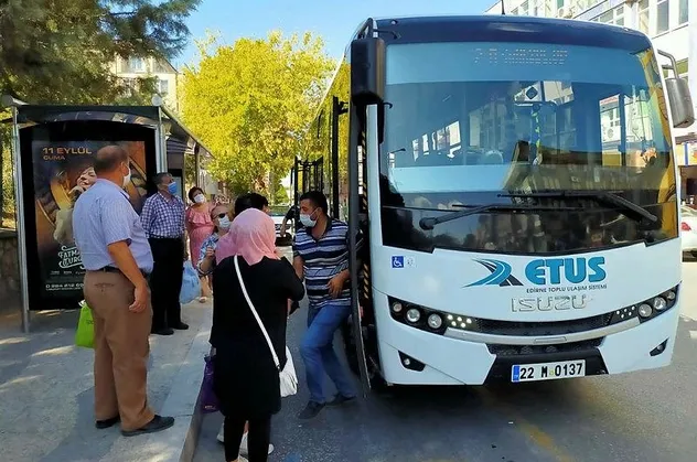 Başkan Erdoğan dün açıklamıştı... Edirne’de 65 yaş ve üzerine ücretsiz kart kısıtlaması