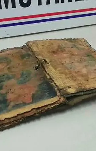 Bursa'da bin yıllık İncil bulundu!