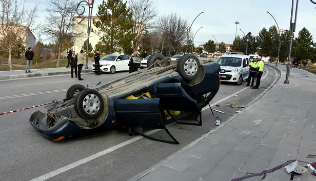 Sivas Cumhuriyet Üniversitesi kampüsünde korkunç olay... Ölü ve yaralılar var-1