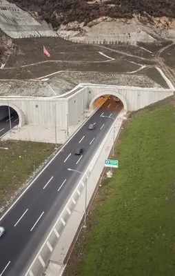 İstanbul-İzmir arası 3,5 saate iniyor!