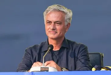 Jose Mourinho sonrası ilk ayrılık
