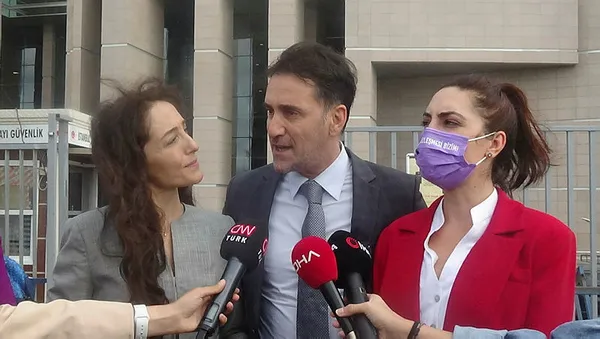 ibb-sehir-tiyatrosu-oyuncusu-ugur-arda-aydin-cinsel-taciz-sucundan-hapis-cezasina-carptirildi-goruntu-alan-muhabire-saldirdi-1632238418509.jpg İBB Şehir Tiyatrosu oyuncusu Uğur Arda Aydın "cinsel taciz" suçundan hapis cezasına çarptırıldı! Görüntü alan muhabire saldırdı-8