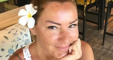 Pınar Altuğun gençlik fotoğrafı sosyal medyayı salladı: Yıllar Pınar için yerinde saymış! Çocuklar Duymasının Meltemi...