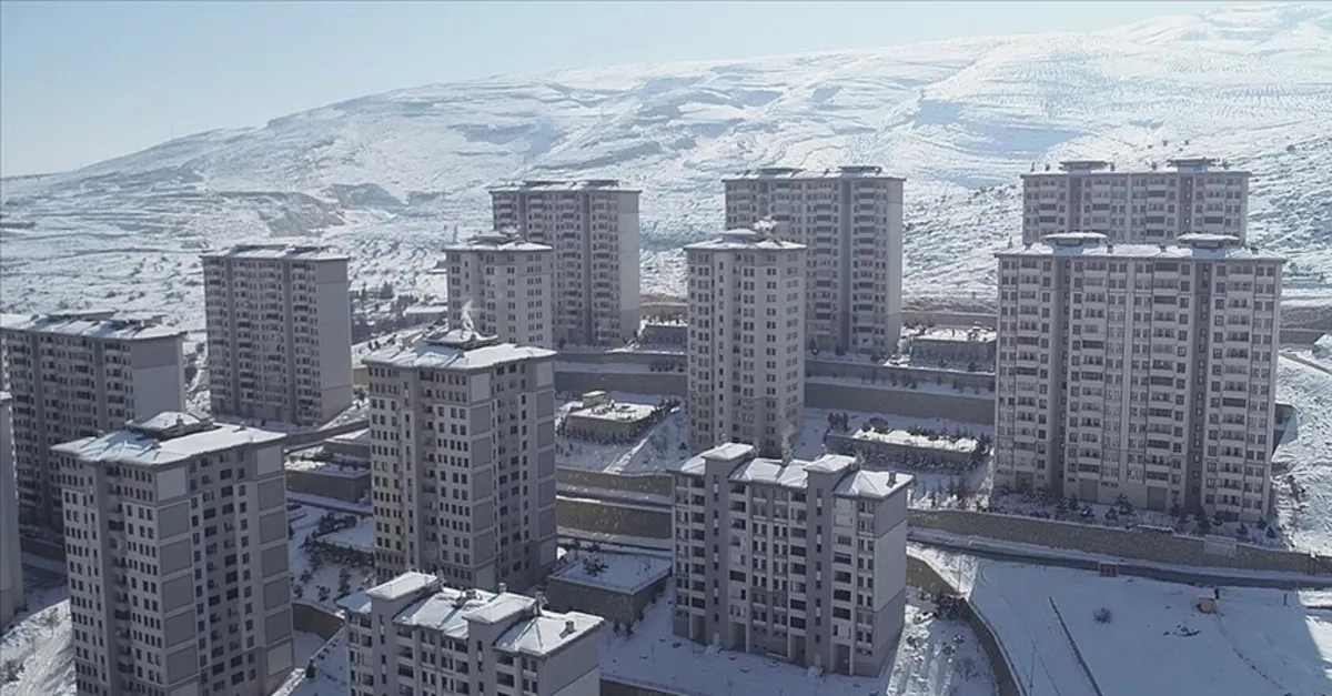 Kahramanmaraş depreminde TOKİ binaları nasıl sağlam kaldı? Çevre, Şehircilik ve İklim Değişikliği Bakanı Murat Kurum video ile anlattı