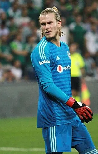 Loris Karius’a taraftardan övgü