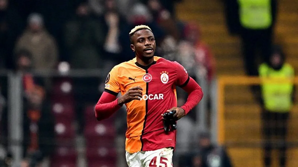 Osimhen'den yabancı hakem yorumu!