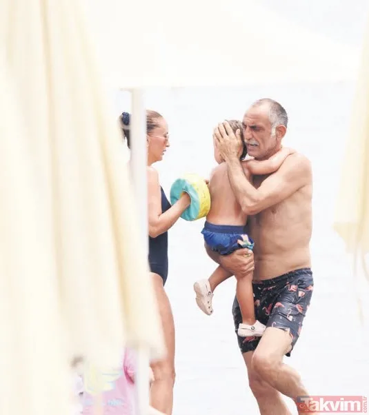 Kurtlar Vadisi'nin Memati'siydi! Gürkan Uygun eşi ve çocuğuyla denizde görüntülendi! Tam bir mutlu aile tablosu - 7