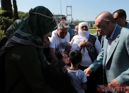Başkan Erdoğan’a 15 Temmuz Şehitler Anıtı önünde sevgi seli