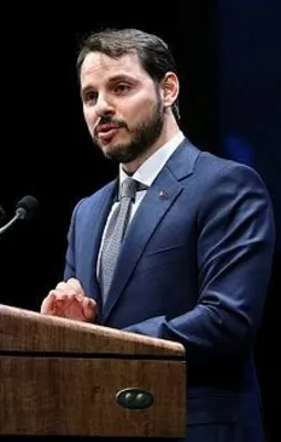 Bakan Albayrak açıkladı! Türkiye'ye dev yatırım