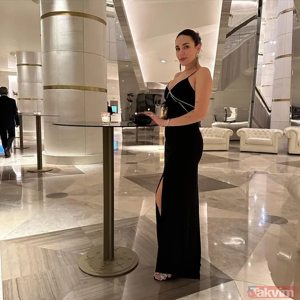 32’lik Buse Varol’un annesine bakın! Alişan “En güzel kayınvalide bende” demişti! Gören dilini ısırdı! Annesi değil ablası sanki... - 4