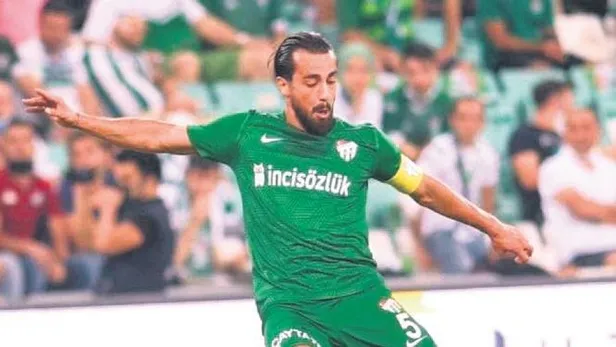 ferdi-kadioglu-45-yil-daha-fenerbahcede-olacak-1641250654724.jpeg Ferdi Kadıoğlu 4,5 yıl daha Fenerbahçe'de olacak!-13