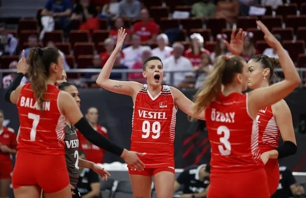 turkiye-hirvatistan-voleybol-maci-ne-zaman-saat-kacta-ve-hangi-kanalda-fivb-dunya-voleybol-sampiyonasi-1664459592113.jpeg Türkiye-Hırvatistan voleybol maçı CANLI İZLE! Türkiye-Hırvatistan voleybol maçı hangi kanalda? İşte kadrosu...-4