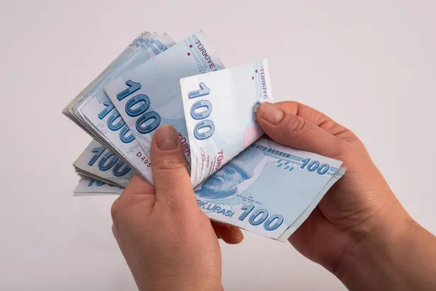 emeklilik-yasiniz-degisiyor-hemen-tabloya-bakin-2000-2008-arasi-ve-sonrasi-icin-yeni-emeklilik-sistemi-hazirla-1694867794414.jpg 2000 2008 arası ve sonrası için yeni emeklilik sistemi hazırlandı! Emeklilik yaşınız değişiyor hemen tabloya bakın-9