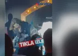 Alkolü fazla kaçıran şarkıcı Deniz Seki sahnede zor anlar yaşadı! Zil zurna sarhoş halleri görenleri şoke etti...