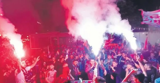 Dünyanın takip ettiği Trabzon'daki görsel şovun tekrarı yaşanacak: İstanbul bugün Bordo-Mavi!