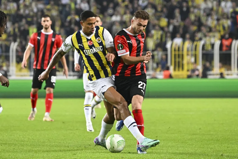Fenerbahçe Spartak Trnava'yı farklı yendi liderliği kaptı! - 1