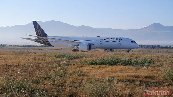 Hindistan uçağındaki bomba ihbarı asılsız çıktı! Yolcular kalkış saatini bekliyor - 3