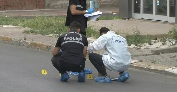 İstanbul’da sokak ortasında dehşet! Marketten kaptığı bıçağı kayınbabasına sapladı