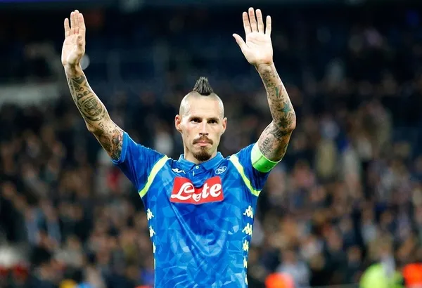 son-dakika-trabzonspor-marek-hamsik-transferinde-sona-geldi-1623073435928.jpg SON DAKİKA! Trabzonspor Marek Hamsik transferinde sona geldi-1