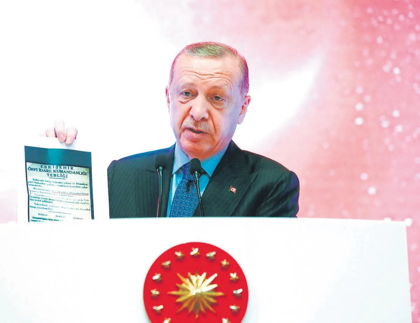 Efendileriyle mücadele ediyoruz