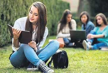 YÖK'te köklü değişim! 3 yılda okulu bitirme imkanı... Öğrenci affı geliyor mu?