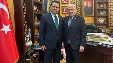 Ümit Özdağ’dan Bahçeli’ye trol saldırı: Fotoşoplu fotoğraf ile operasyon çekti