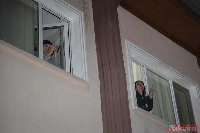 Bakan Koca Twitter'dan duyurmuştu: Türkiye'den sağlık çalışanlarına alkışlı teşekkür