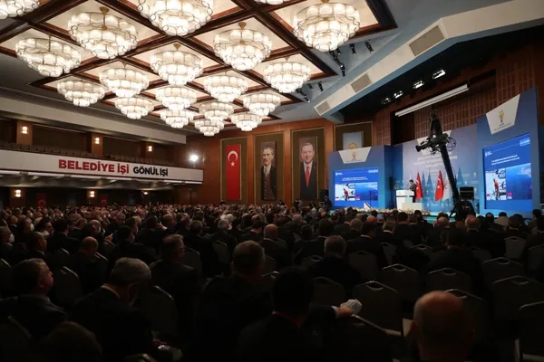 bakan-kurumdan-belediyelere-yesil-kalkinma-cagrisi-1640346182646.jpg Bakan Kurum'dan belediyelere "Yeşil Kalkınma" çağrısı!-3