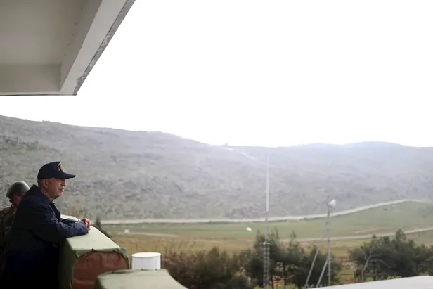 Milli Savunma Bakanı Hulusi Akar açıkladı: "Deprem sonrası 60 bin civarında Suriyeli gönüllü olarak ülkesine döndü"-7