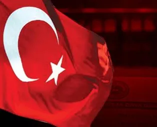 ’Tepki amaçlı paylaştım’ dedi... Türk bayrağına çok çirkin hakaret