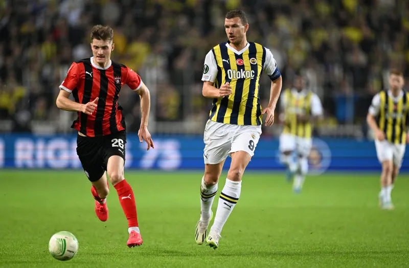 Fenerbahçe Spartak Trnava'yı farklı yendi liderliği kaptı! - 10