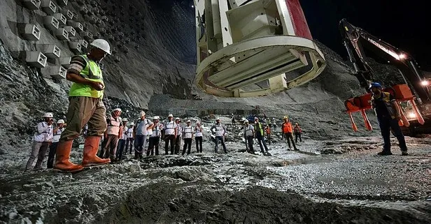 turkiye nin en buyugu yusufeli baraji