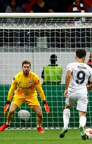 Fenerbahçe'de Diego Rossi net fırsattan yararlanamadı!