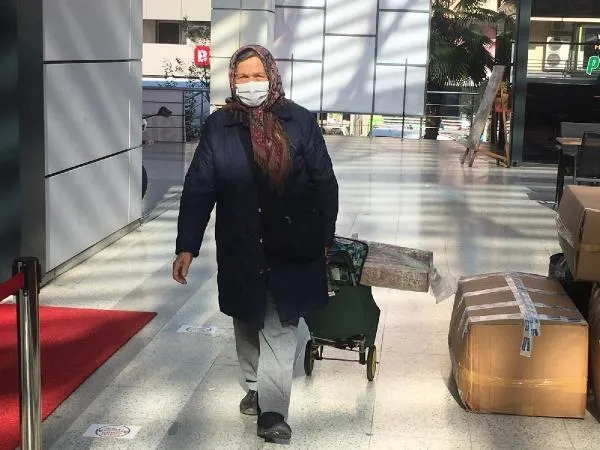 Son dakika: İzmit’teki vatandaşlardan İzmir’e yardım: Sizi en iyi biz anlarız-4