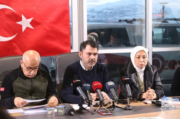 afet-bolgesinde-yeniden-imar-bakan-murat-kurum-kat-yuksekliklerine-kisitlama-getirecegiz-1676566136636.jpg