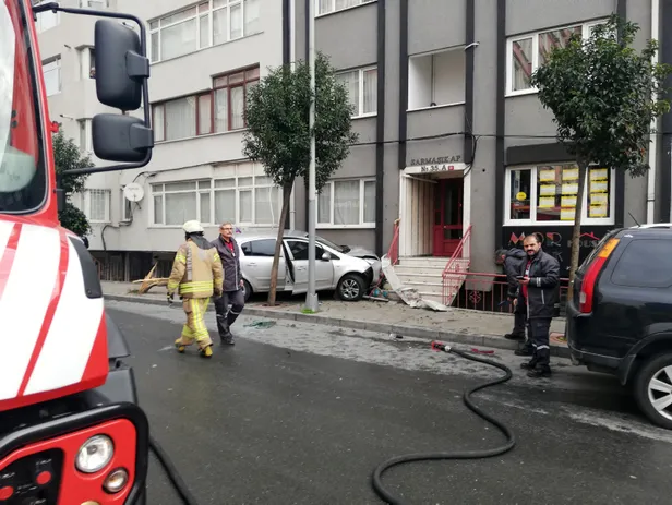 Şişli'de dehşet! Kaza yaptırdığı kadını sürükleyerek...-6
