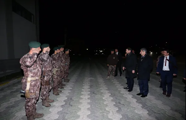 Gölbaşı şehitleri için dua etti-2