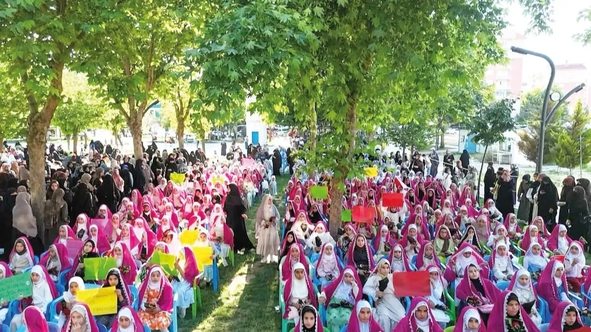 sozcu-tvde-basortusu-hazimsizligi-cocuklarin-sevincini-hedef-aldi-1781982560274.jpeg Sözcü TV’de başörtüsü hazımsızlığı: Çocukların sevincini hedef aldı-3