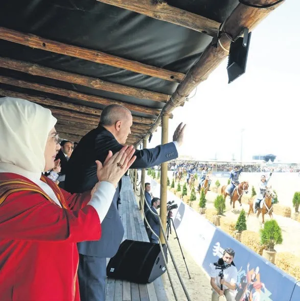 Erdoğan’dan festivale ziyaret