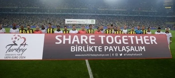 Fenerbahçe ve Beşiktaşlılar omuz omuza!