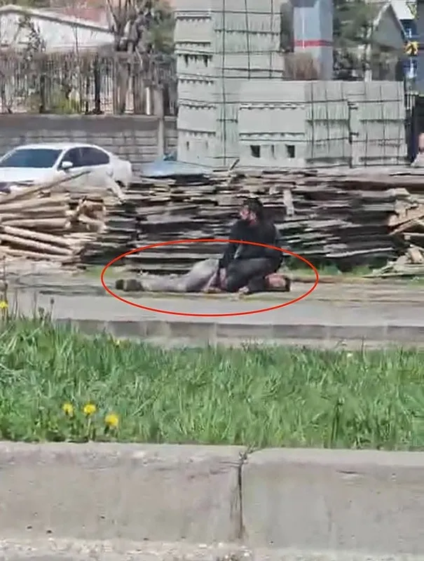 diyarbakirda-santiyeye-silahli-baskin-insaat-iscisi-agir-yaralandi-1776258200204.jpeg Diyarbakır'da şantiyeye silahlı baskın: İnşaat işçisi ağır yaralandı-3