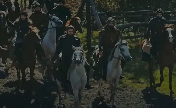 birisi-dirilis-ertugruldan-digeri-de-survivordan-bu-geri-donus-cok-konusulur-alemi-mest-edecekler-1615204440919.jpg Birisi Diriliş Ertuğrul'dan diğeri de Survivor'dan! Bu geri dönüş çok konuşulur: Alemi mest edecekler-5