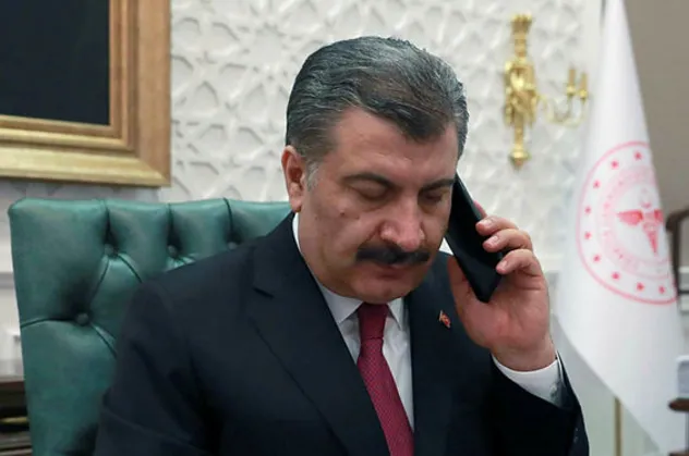 Sağlık Bakanı Fahrettin Koca'dan flaş mesaj: Üçüyle konuştum...
