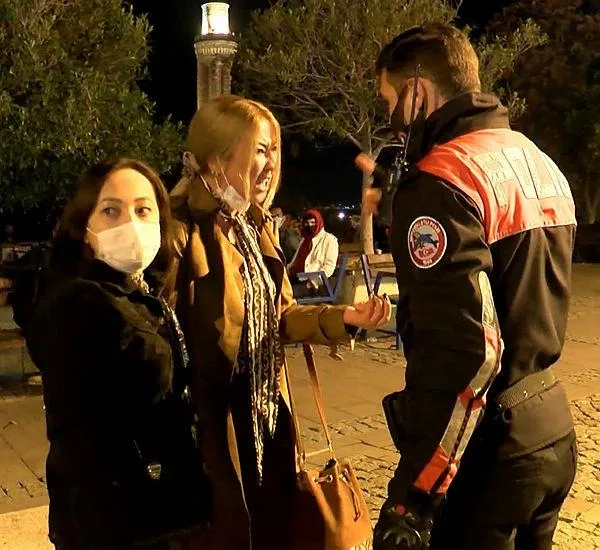 SON DAKİKA: Antalya'da alkolü fazla kaçıran kadın turistler ortalığı birbirine kattı-2