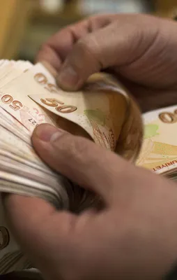 Hükümetten emekli ve işsizlere bayram müjdesi