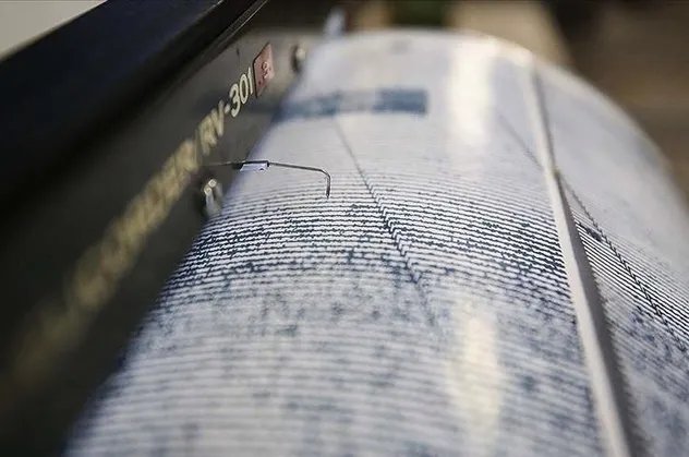 Van'da korkutan deprem! AFAD ve Kandilli son depremler listesi