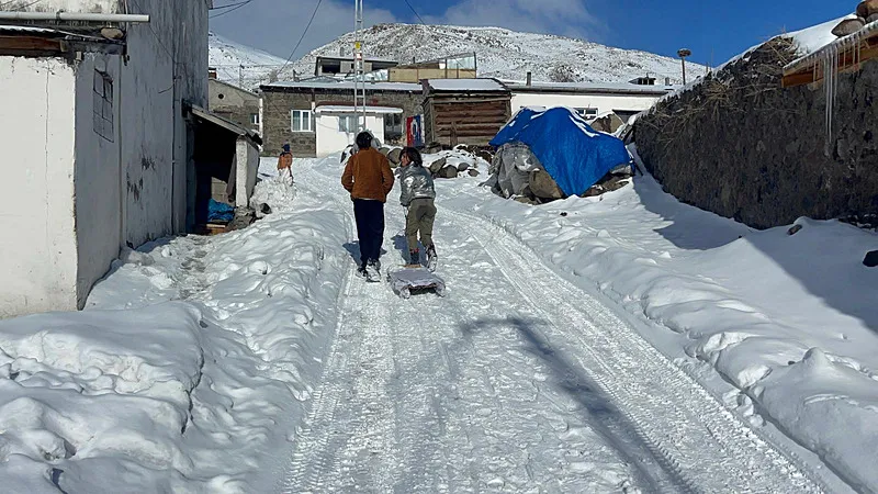 YURDUN BİRÇOK BÖLGESİNDE KAR ETKİSİNİ GÖSTERDİ-2