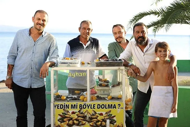 aman-reis-duymasin-filminden-muthis-start-filmin-fragmani-sosyal-medyada-olay-oldu-1571428382577.jpeg ‘Aman Reis Duymasın’ filminden müthiş start! Filmin fragmanı sosyal medyada olay oldu! - 1